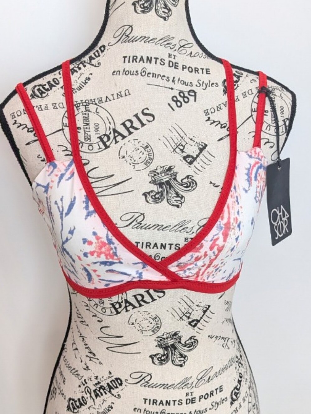 💥 Host Pick 💥 CHASER | Red/White/Blue Crossover Floral Bikini Top Size